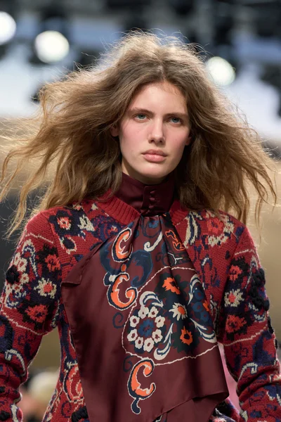 Look 152